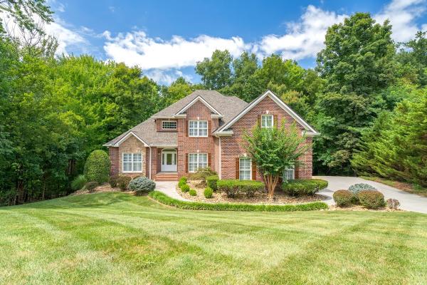 Knoxville Realtor Robert Threlkeld