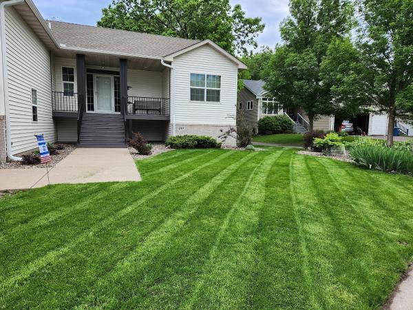 Showcase Lawn Care