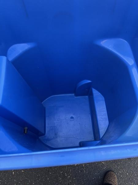 Filth2fresh Bin Cleaning