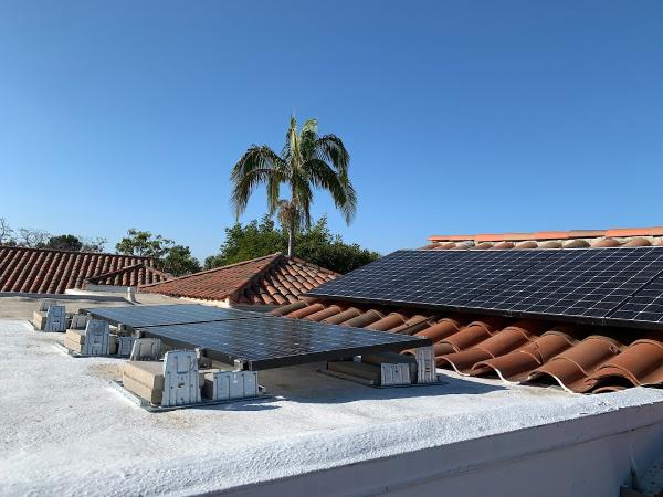 Aikyum Solar
