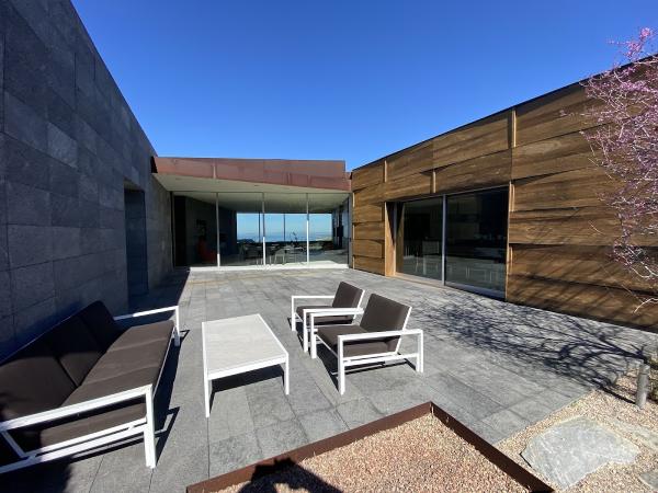 Glass With Class Inc