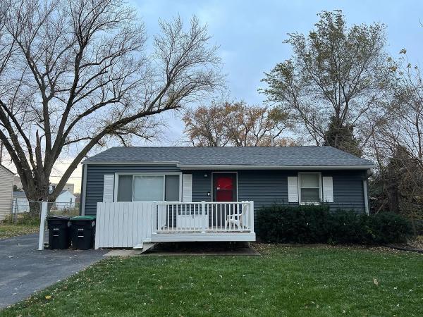Royalty Roofing and Renovations
