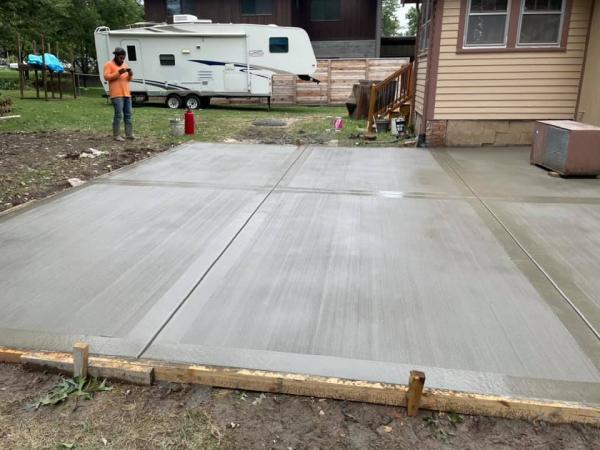 R&E Concrete Works LLC