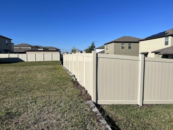 Mundo Fence Inc