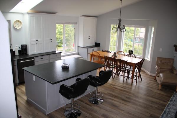 Stellar Construction & Remodeling LLC