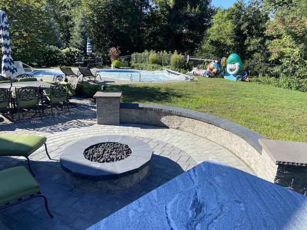 Sevenzocks Property Maintenance and Landscaping Inc
