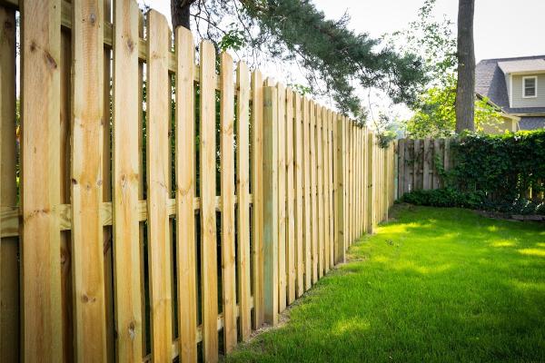 Straight Line Fence