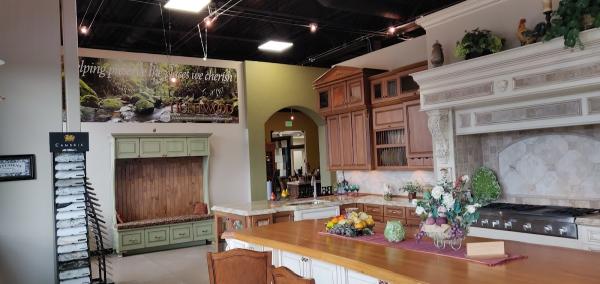 Huntwood Cabinet Outlet
