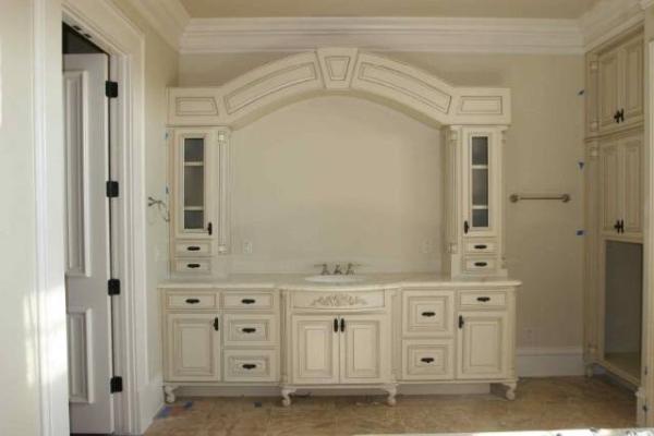 B&W Cabinets and Millwork