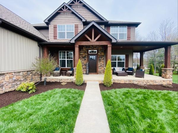 Johnson's Landscaping LLC
