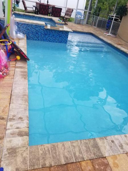 Roy's Sky Blue Pool Services Llc