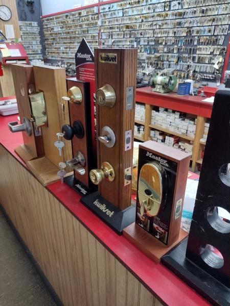 Dave's Lock & Key Shop