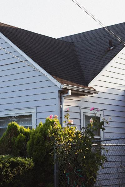 Gold Roofing Inc