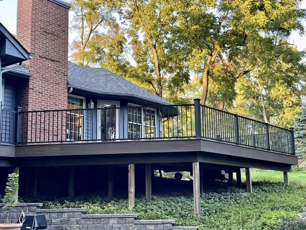 Great Lakes Deck Company