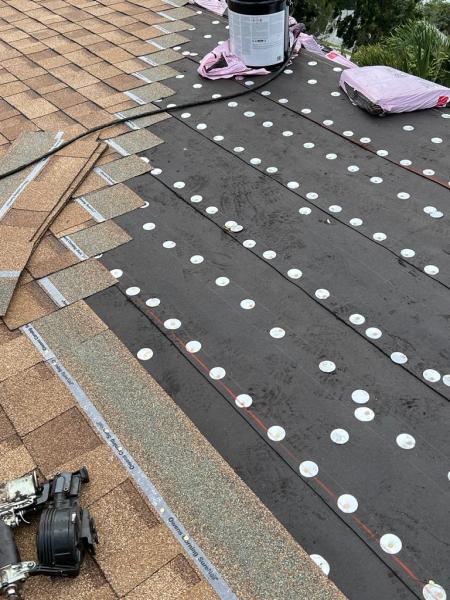 Solis Roofing