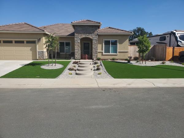 Cutting Edge Pavers & Outdoor Living Spaces