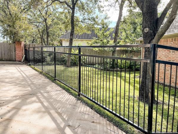 A and A Fence & Concrete