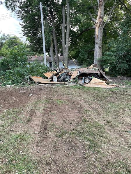 Lou's Cutting Edge Tree Service LLC