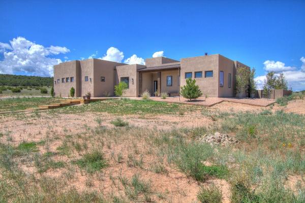 Lowe-Bo Homes