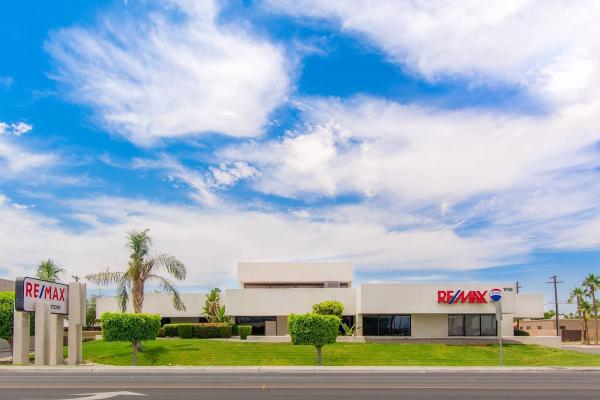 Re/Max Territory