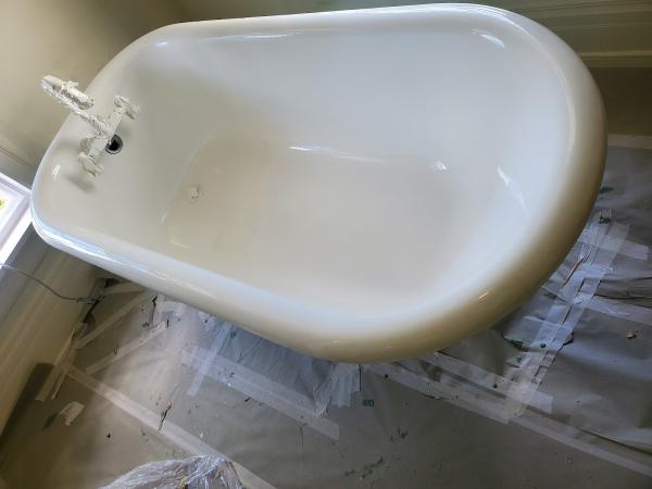 Custom Tub Reglazing