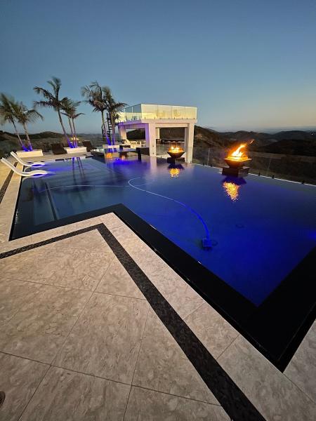 Element Pools & Spas