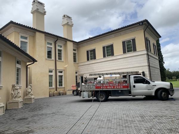 Carrollwood Pressure Cleaning and Sealing