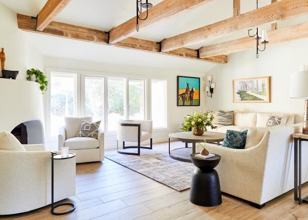 R Johnston Interiors