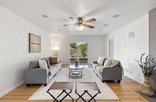 Modern Interior & Staging INC