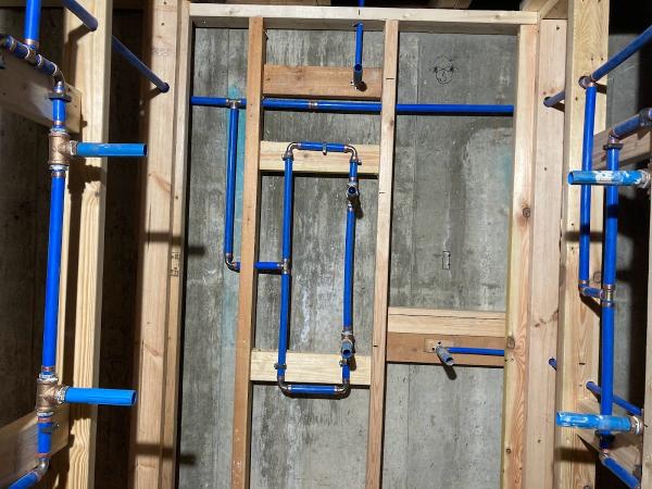 Layman's Contracting Inc