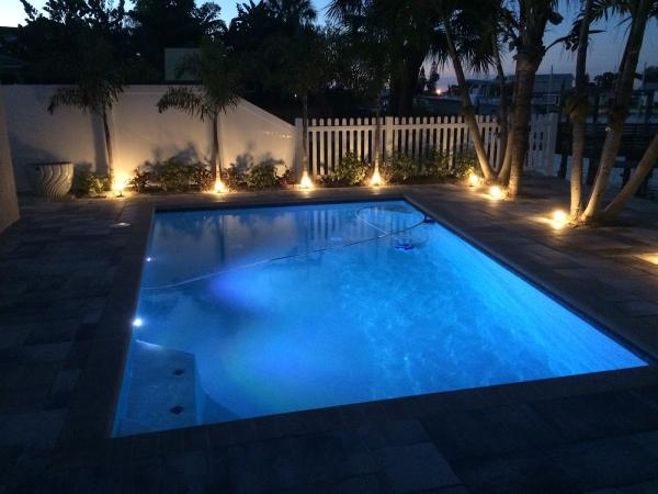 Hollywood Pools and Spas