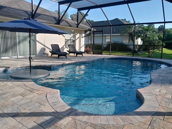 Picture Perfect Pools