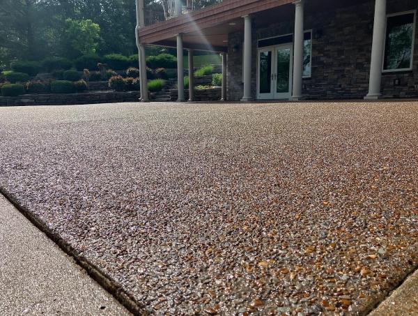 Hr's Pressure Washing and Staining