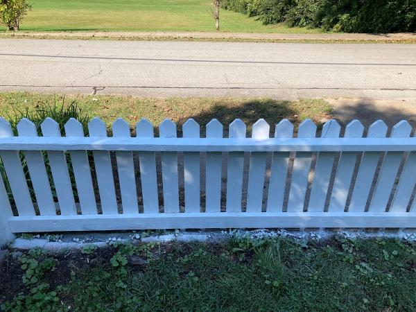 Hr's Pressure Washing and Staining