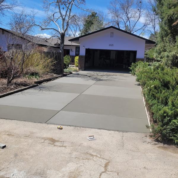 Skyline Concrete and Services LLC