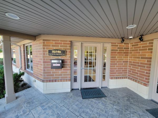 Re/Max Premier Properties