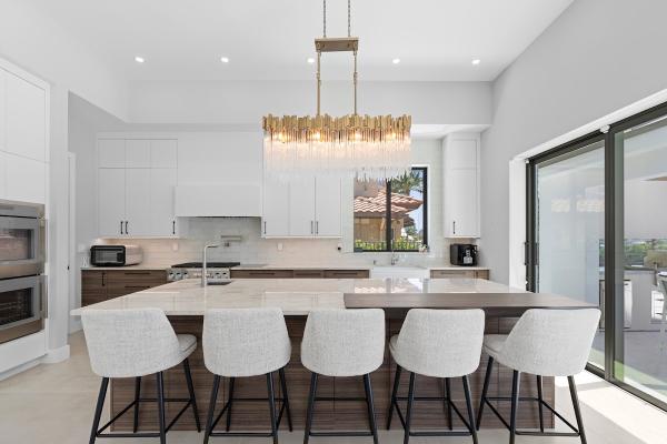 Master Kitchen