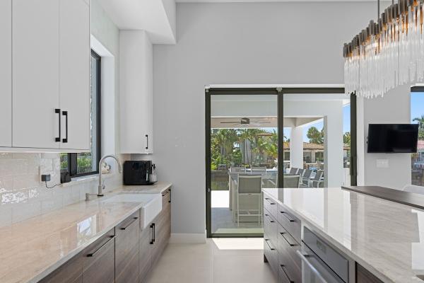 Master Kitchen