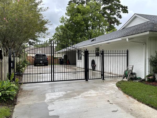 Gonzales Electric Gates