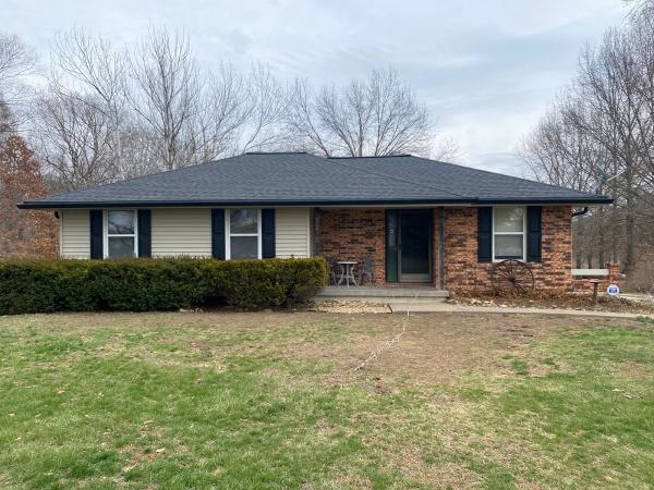 Pro Roofers LLC