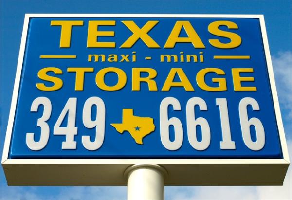Texas Maxi-Mini Self Storage