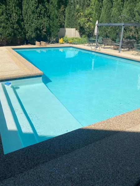 Moving Water Swimming Pool Leak Detection