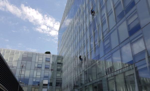 Time For Window Cleaning