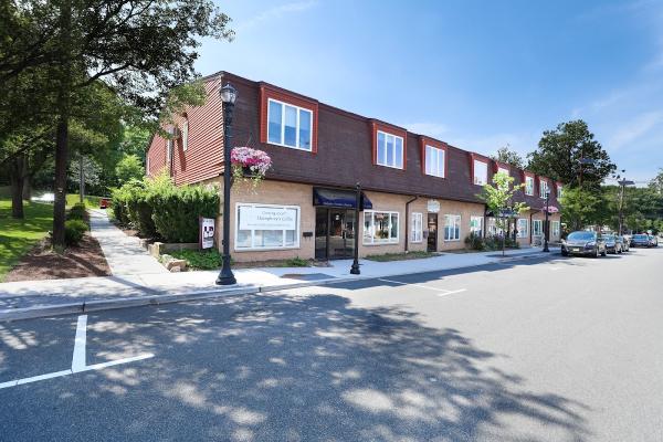 Lb Commercial Realty Llc