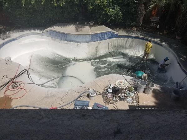 Water Splash Pool Plastering