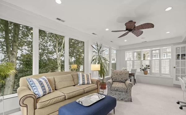 U & R Contractors LLC