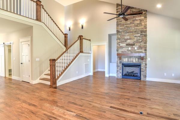 AVL Floors LLC