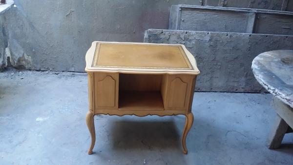 Gordon's Furniture Refinishing
