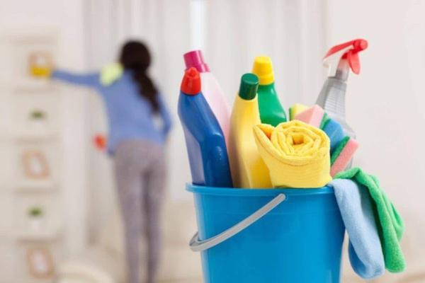 Connie's Custom Cleaning
