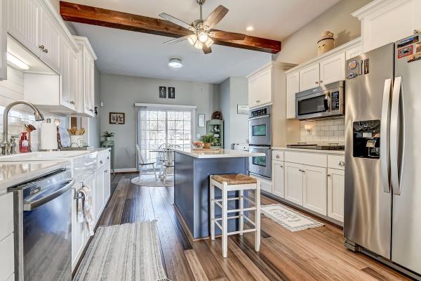 Becky Lober Hendricks Real Estate